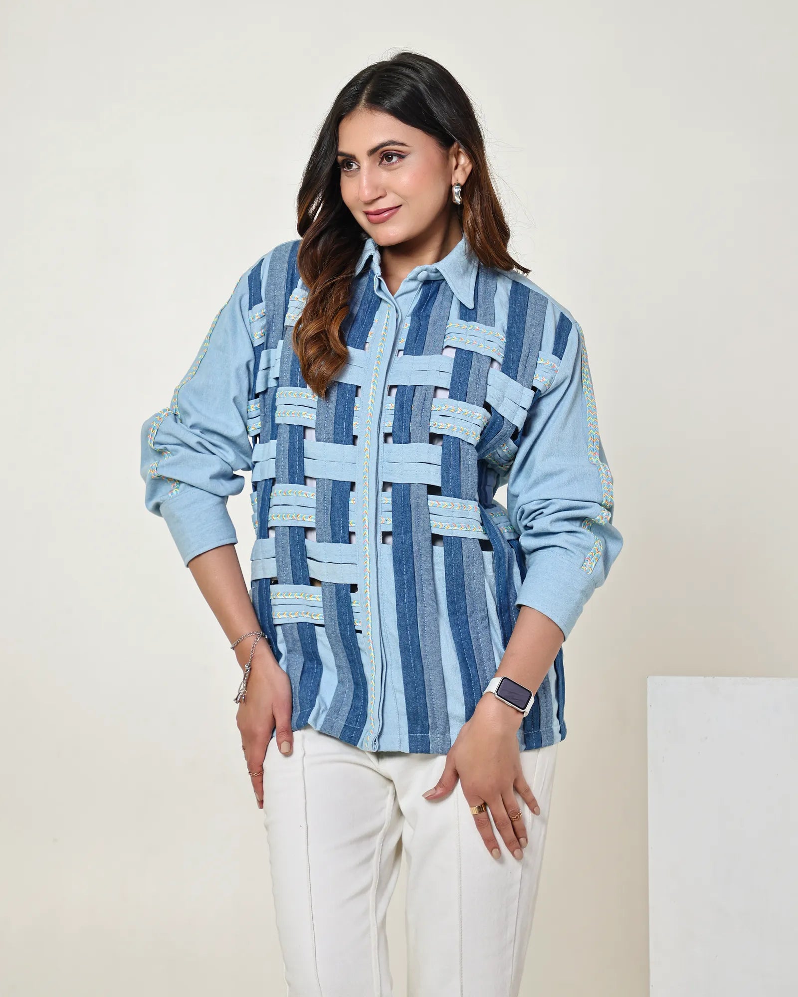 THE DARK AND LIGHT COLOR BLOCK ABSTRACT SHIRT