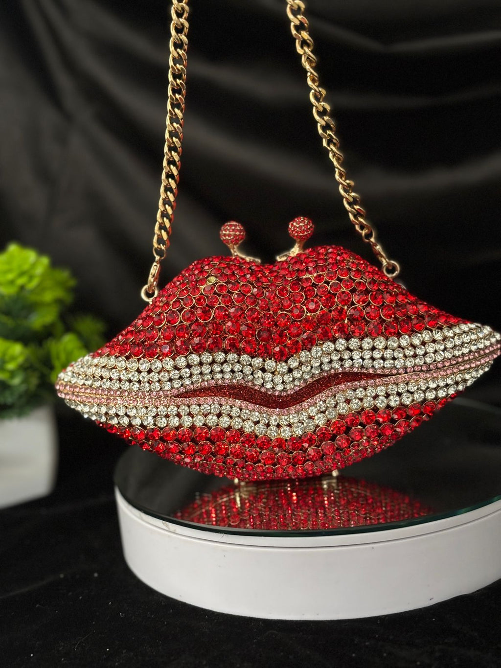 Lip Luxe Crystal Clutch