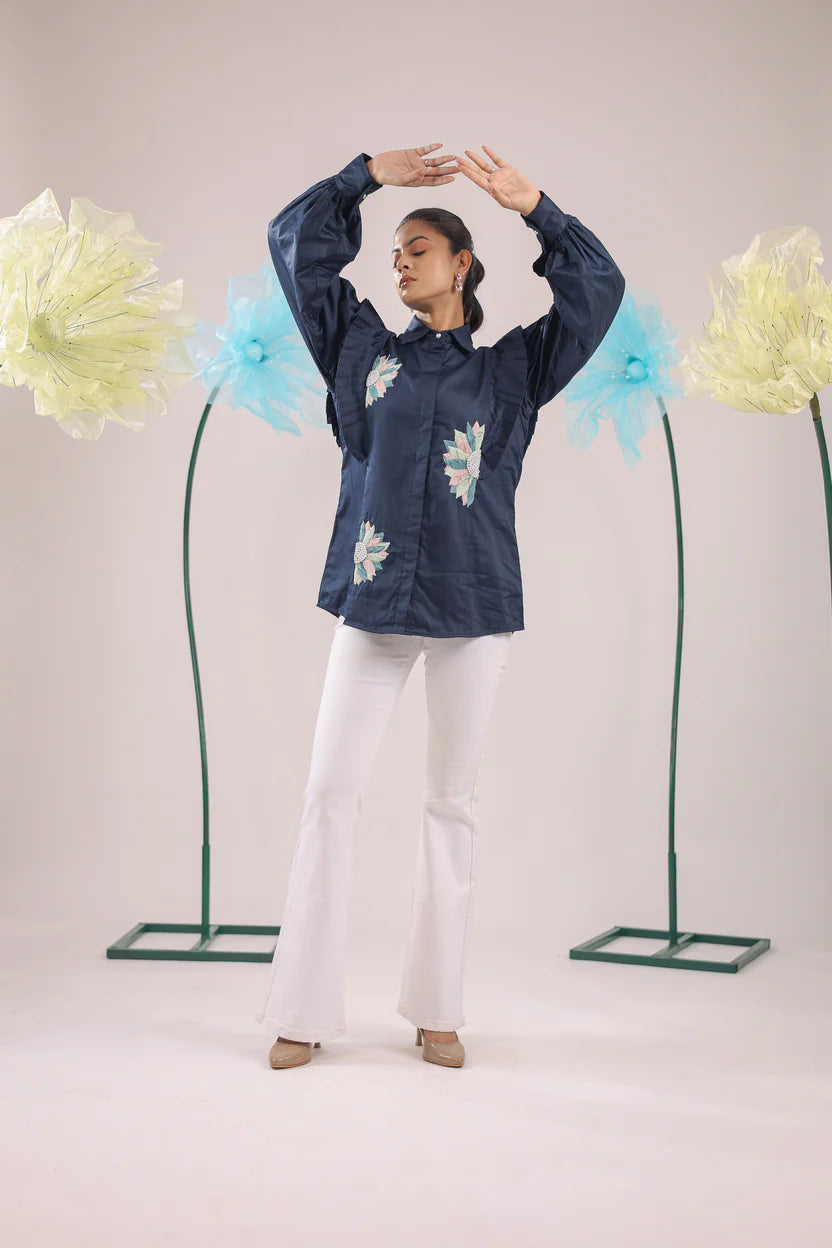 THE NAVY BLUE FLORAL PLEATED COTTON SHIRT