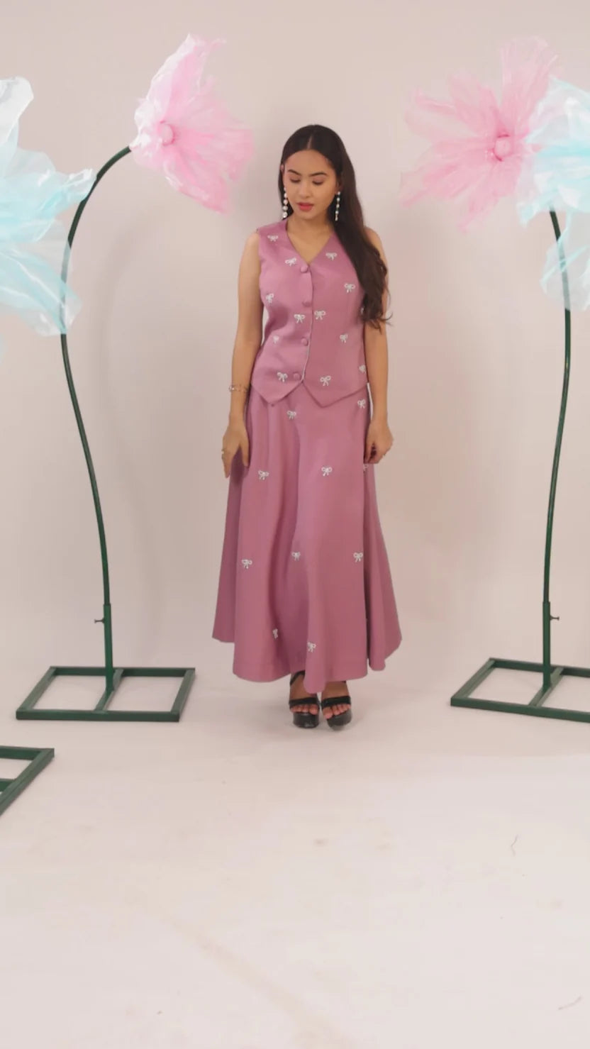 The dirty pink bow vest and skirt set - BeyondStiches