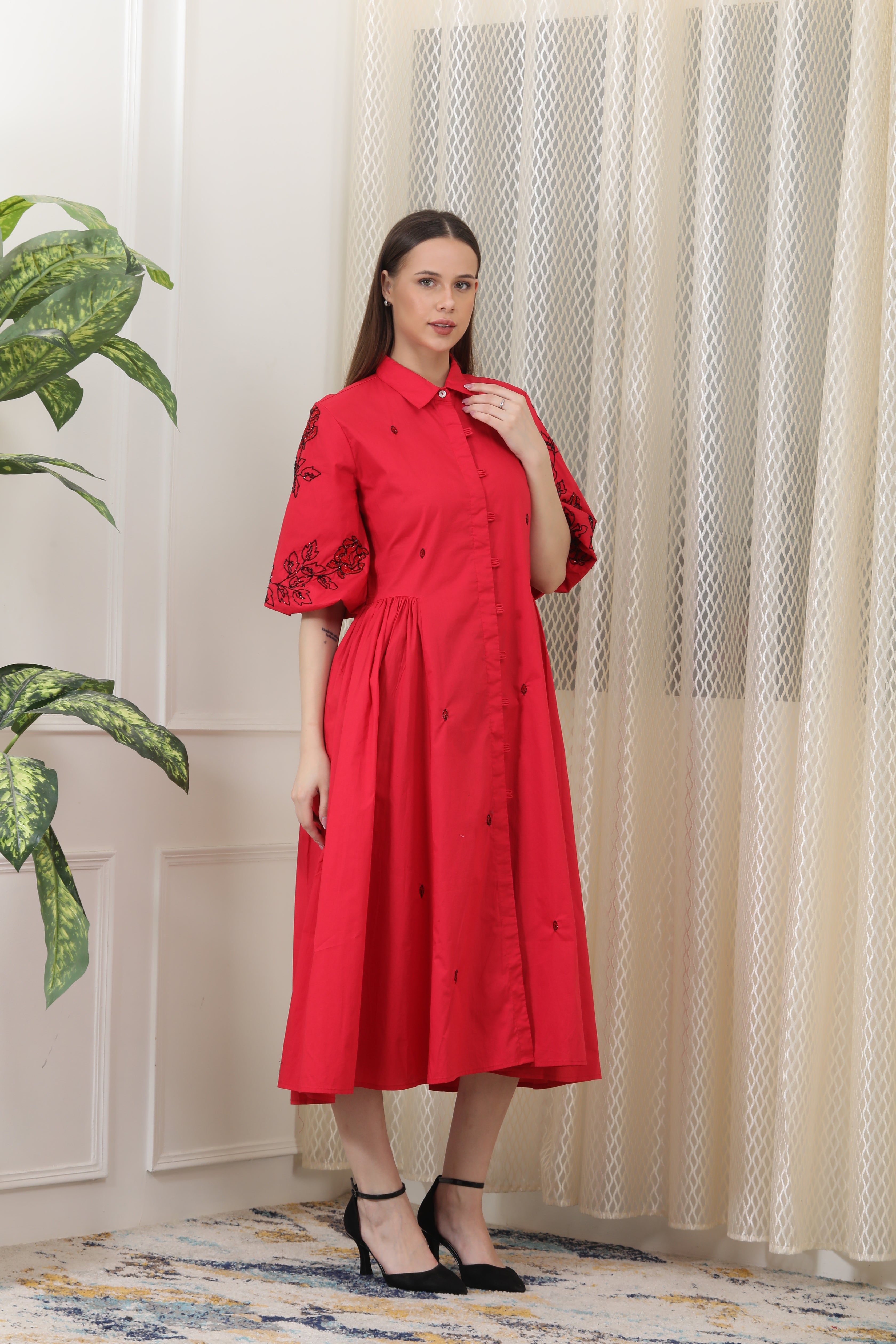 Lea Red Dress