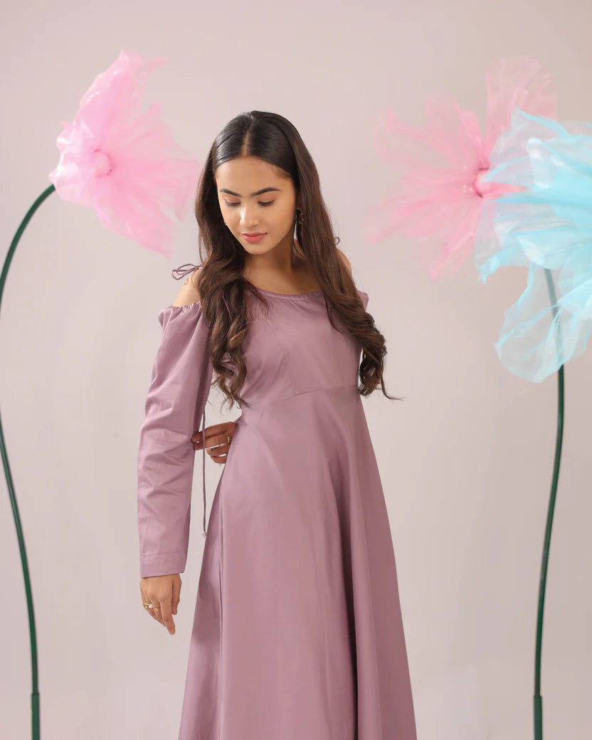 The dirty pink cold shoulder knot midi cotton dress