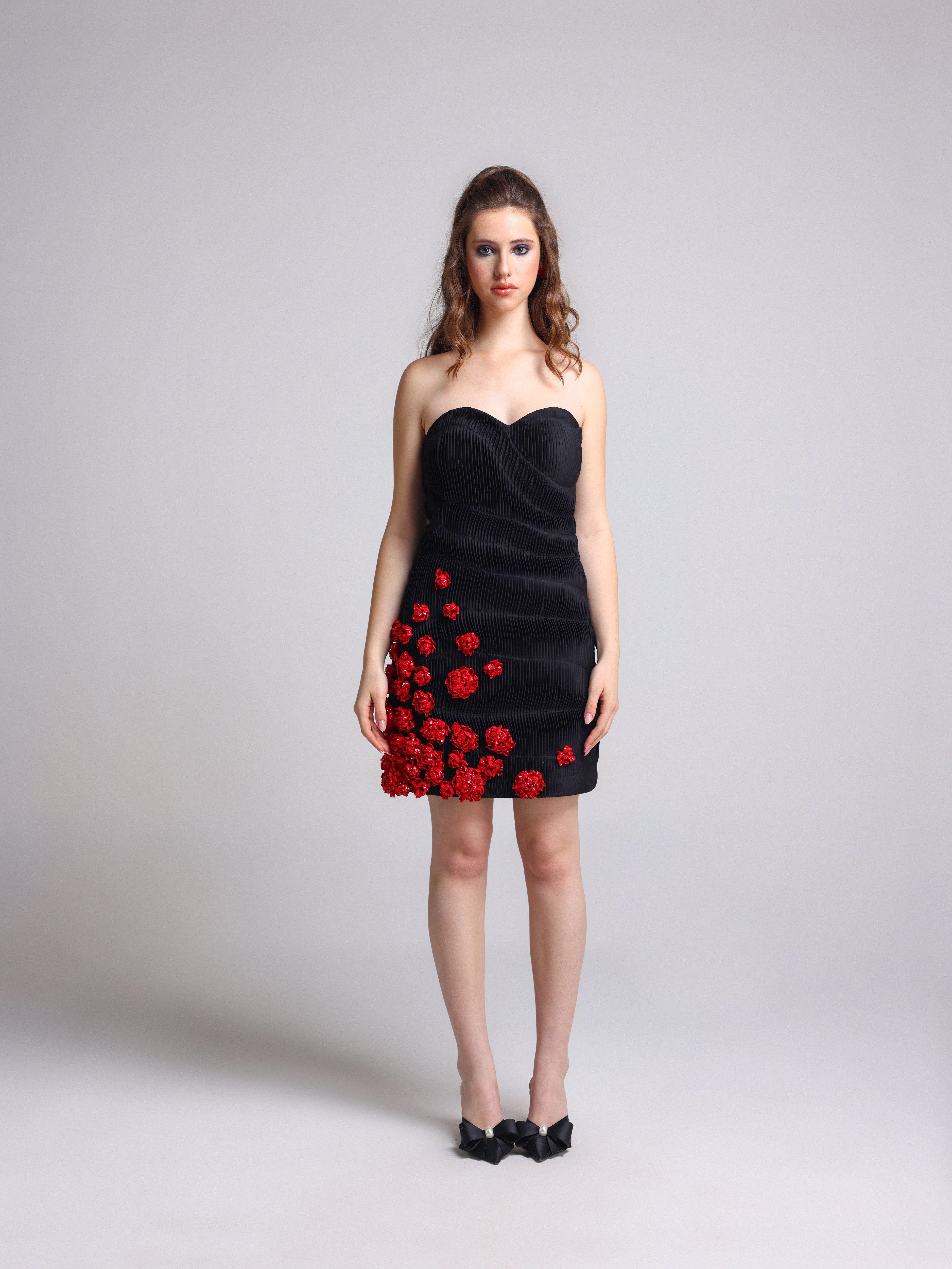 ROSEY BLACK 3D ROSETTE TEXTURED DRESS - Fllaë